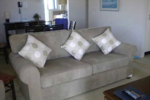 Estoril On Moffat - Hotel Accommodation 6