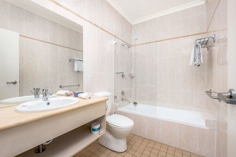 Hawkesbury Race Club Motel - Hotel Accommodation 5