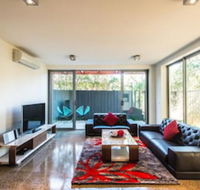 Orange Serviced Apartment - Hotel Accommodation