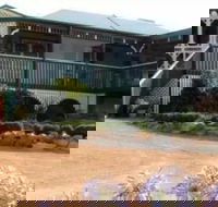 Gooromon Park Cottages - Hotel Accommodation