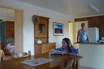 Rubyvale Motel & Holiday Units - Hotel Accommodation 5