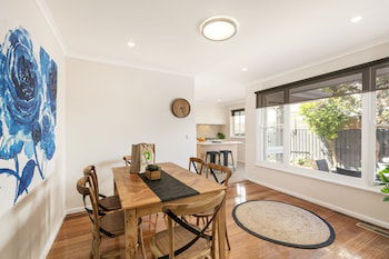 BOUTIQUE STAYS - Sandy Breeze 1 - Hotel Accommodation 1