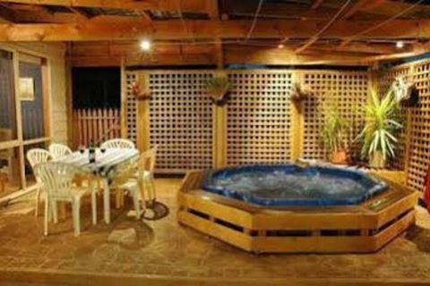 Woodland By The Bay & Puddleduck Cottage - Hotel Accommodation 0
