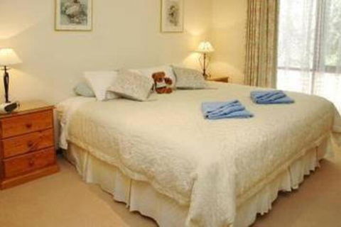 Woodland By The Bay & Puddleduck Cottage - Hotel Accommodation 3
