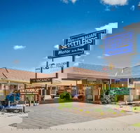 Australian Settlers Motor Inn - Hotel Accommodation