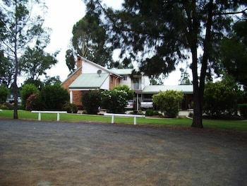 Park House Motor Inn - Hotel Accommodation 1