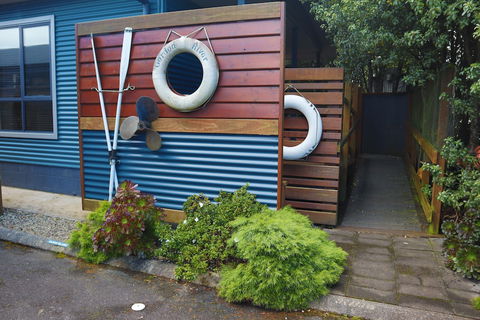 Strahan Bungalows - Hotel Accommodation 0