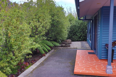 Strahan Bungalows - Hotel Accommodation 1