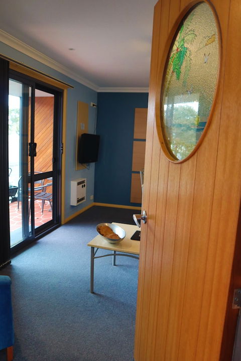 Strahan Bungalows - Hotel Accommodation 2