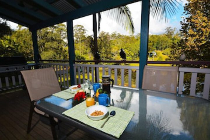 Nambour West QLD Hotel Accommodation