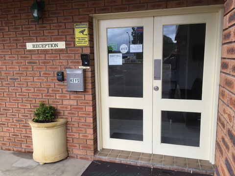 Golf Links Motel - Hotel Accommodation 0