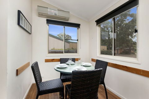 Armidale Tourist Park - Hotel Accommodation 7