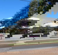 Emerald Western Gateway Motel - Hotel Accommodation