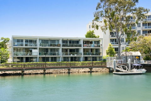Jacaranda Noosa - Hotel Accommodation 1