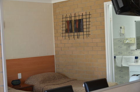 Alexander Motor Inn Moree - Hotel Accommodation 2