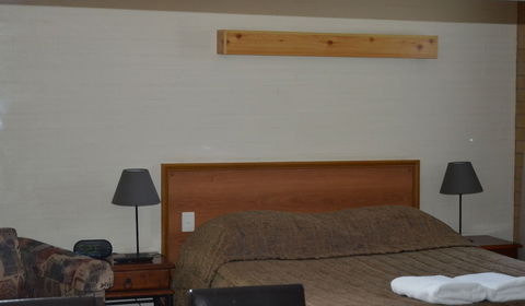 Alexander Motor Inn Moree - Hotel Accommodation 5