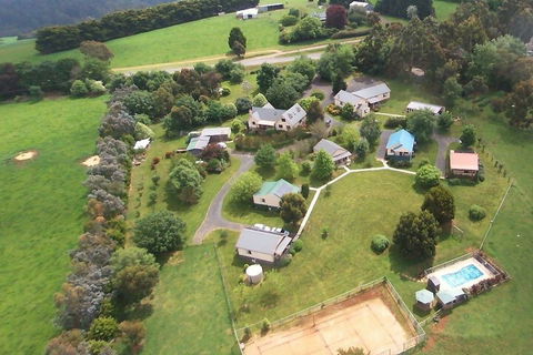 Neerim Country Cottages - Hotel Accommodation 1