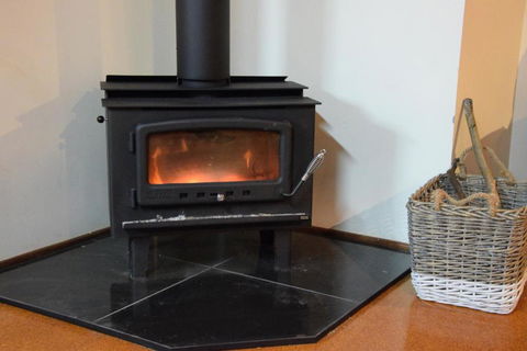 McCarthy Lake House - Hotel Accommodation 2