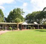 McCarthy Lake House - Hotel Accommodation