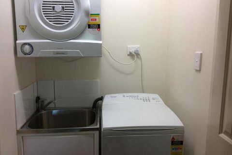 Tinaroo Sunset Retreat - Hotel Accommodation 2