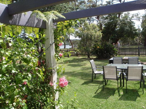 Wyreepi Caribbean Chalet - Hotel Accommodation 2
