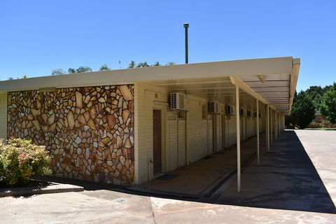 Motel Riverina - Hotel Accommodation 4