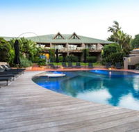 Beach Hotel Resort - Hotel Accommodation