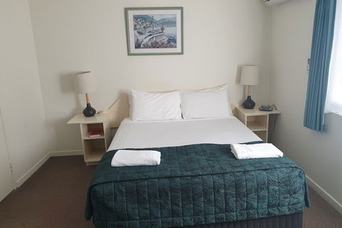Earls Court Motor Inn - Hotel Accommodation 5