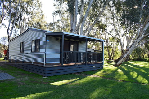 Cohuna Waterfront Holiday Park - Hotel Accommodation 4