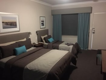 Pastoral Hotel Motel - Hotel Accommodation 1