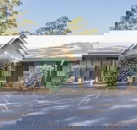 Motto Farm Motel - Hotel Accommodation