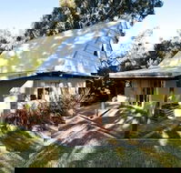 Riverway Chalets - Hotel Accommodation