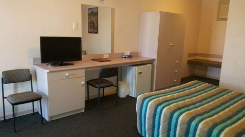 Highway One Motel Port Augusta - Hotel Accommodation 4