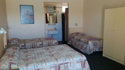 Highway One Motel Port Augusta - Hotel Accommodation 2