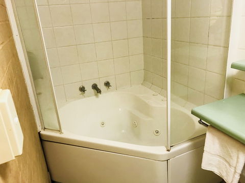 Shamrock Hotel Motel - Hotel Accommodation 4