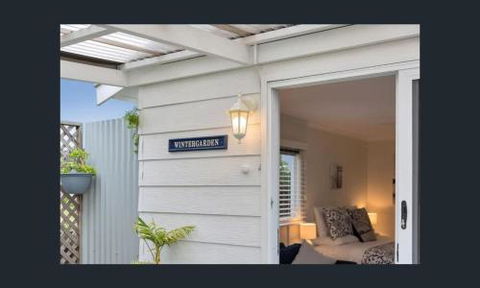 Wintergarden Beach Cabin - Hotel Accommodation 1