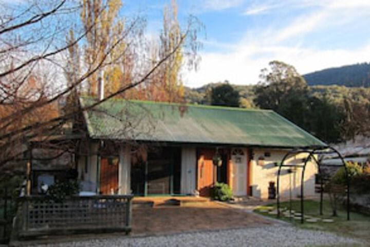 Bethanga VIC Hotel Accommodation