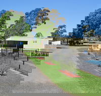 Avondel Caravan Park - Hotel Accommodation