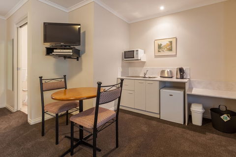 Yarra Gables - Hotel Accommodation 4
