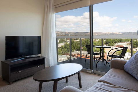 Hume Serviced Apartments - Hotel Accommodation 5