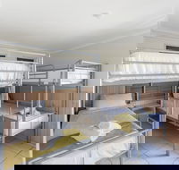 Burleigh Beach Tourist Park - Hotel Accommodation