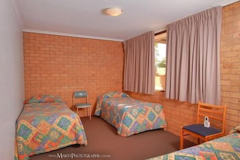 Morayfield Tavern & Motel - Hotel Accommodation 6