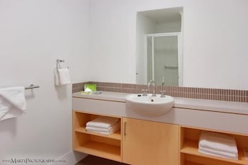 Morayfield Tavern & Motel - Hotel Accommodation 5