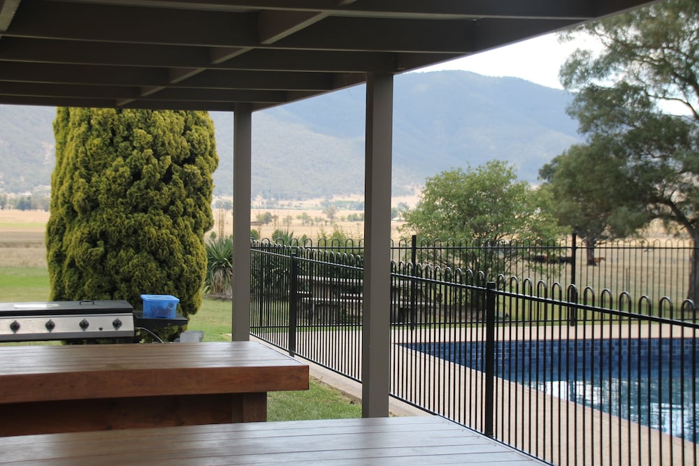 Bringenbrong VIC Hotel Accommodation