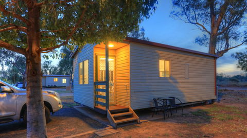 Cobar Caravan Park - Hotel Accommodation 3