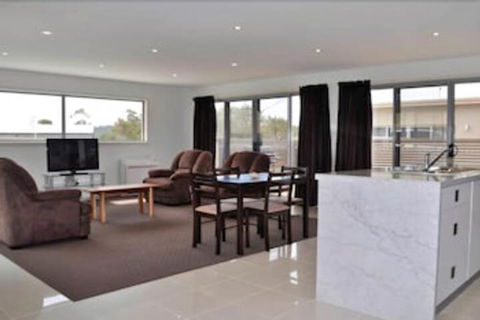 170 Hazards View Unit 1 - Hotel Accommodation 3