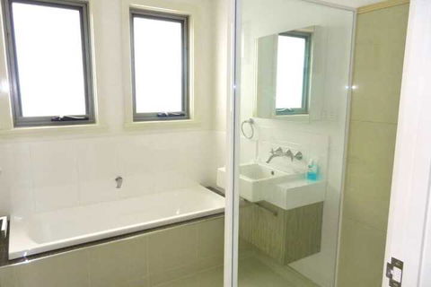 170 Hazards View Unit 1 - Hotel Accommodation 2