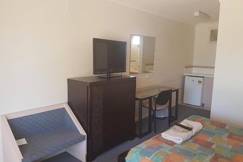 Carnarvon Gateway Motel - Hotel Accommodation 6