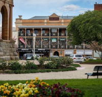 Bathurst Royal Apartments - Hotel Accommodation