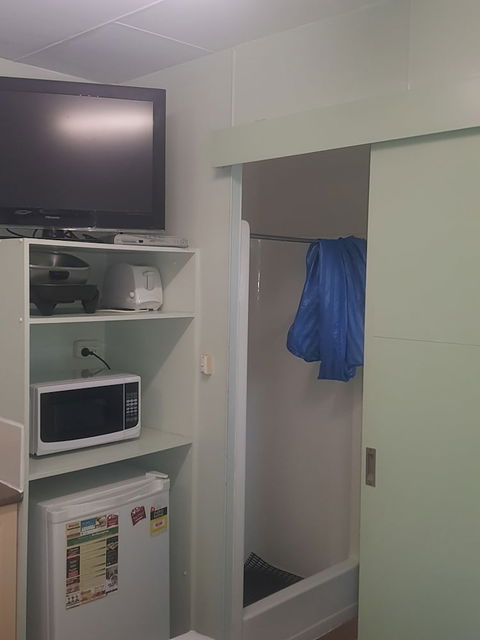 Riverside Tourist Park - Hotel Accommodation 2
